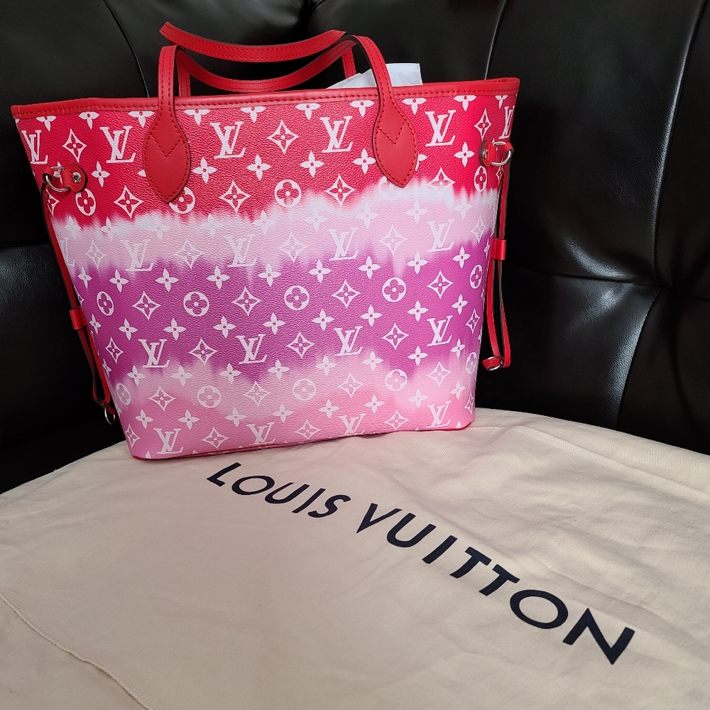 🚫SOLD 🚫Louis Vuitton Escale ROUGE NEVERFULL MM - Picture 2 of 8